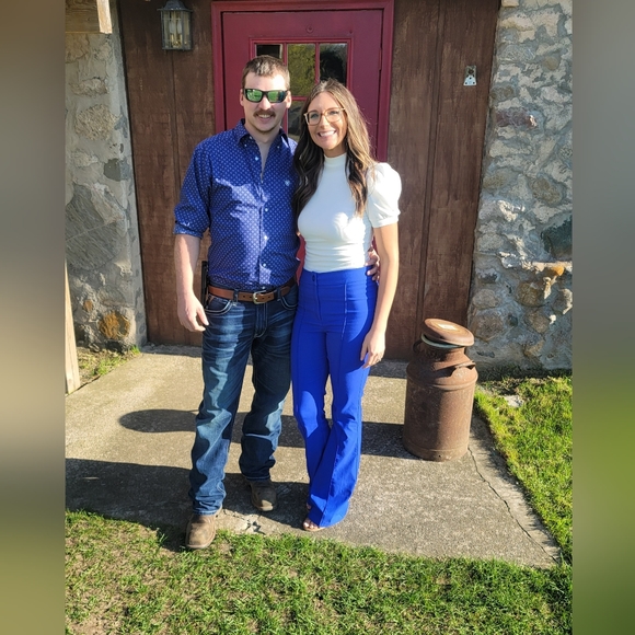 Chrissy - Picture 3 of 6